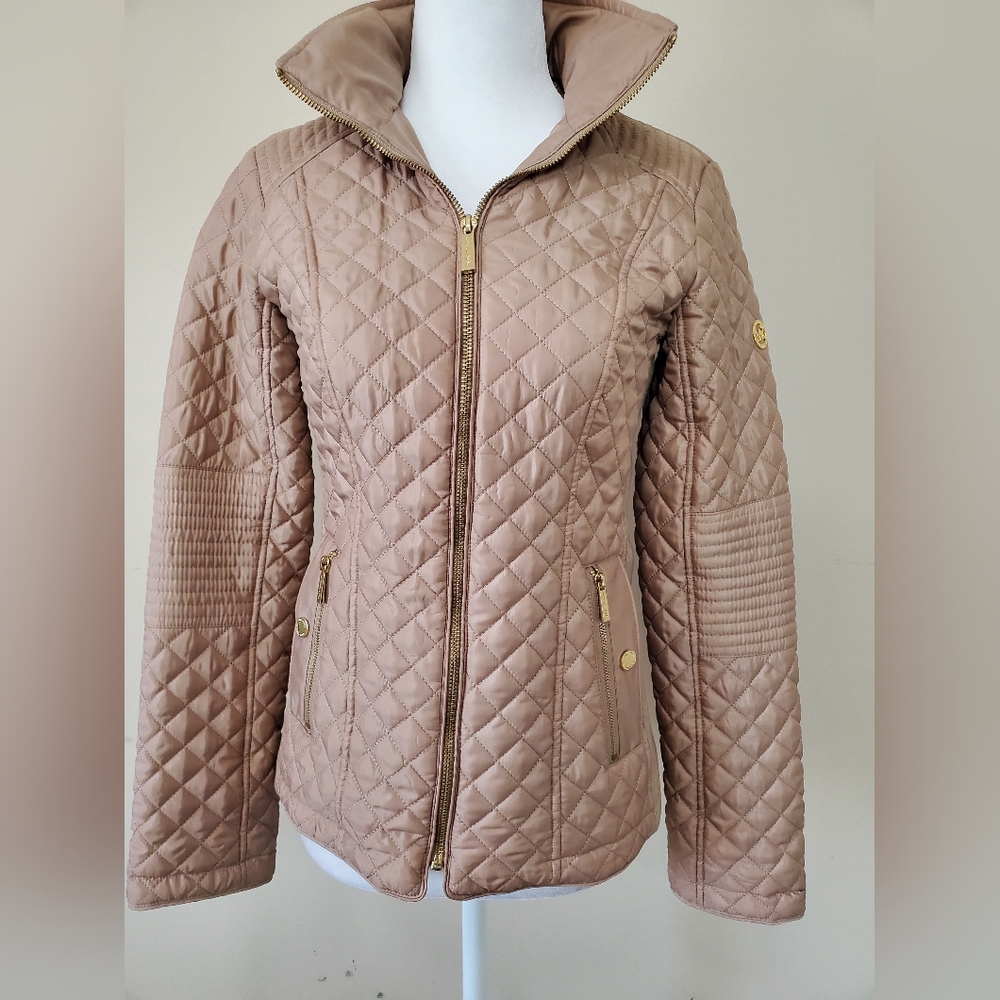 MICHAEL Michael Kors Quilted Beige Puffer Jacket